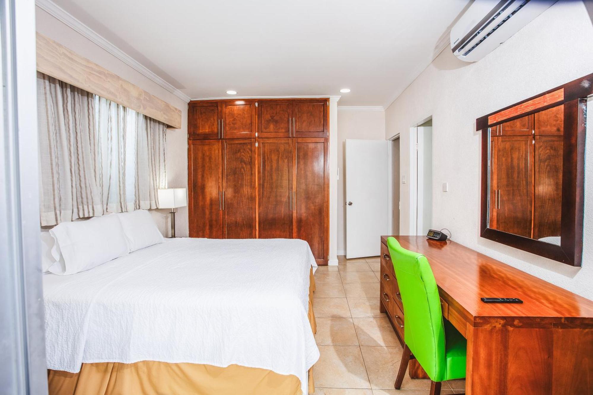 Blue Horizon Hotel Rockley المظهر الخارجي الصورة